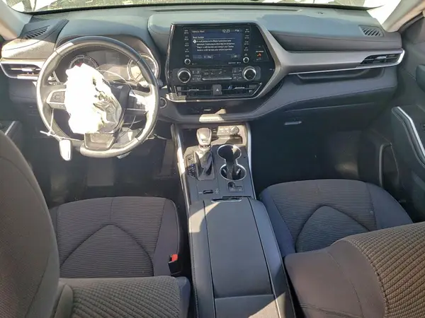 5TDZZRAH9NS552123 2022 TOYOTA HIGHLANDER - Image 8