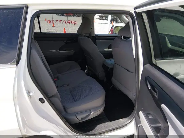 5TDZZRAHXLS016164 2020 TOYOTA HIGHLANDER - Image 8