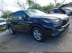 5TDZZRAHXNS133407 2022 TOYOTA HIGHLANDER