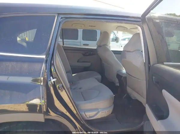 5TDZZRAHXNS541065 2022 TOYOTA HIGHLANDER - Image 8