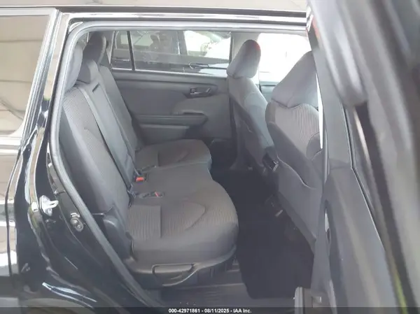 5TDZZRAHXNS554057 2022 TOYOTA HIGHLANDER - Image 8