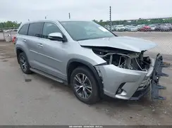 5TDZZRFH0HS188929 2017 TOYOTA HIGHLANDER