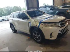 5TDZZRFH0HS195492 2017 TOYOTA HIGHLANDER