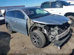 5TDZZRFH0HS217300 2017 TOYOTA HIGHLANDER