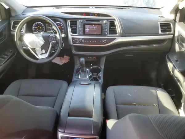 5TDZZRFH0HS229544 2017 TOYOTA HIGHLANDER - Image 8