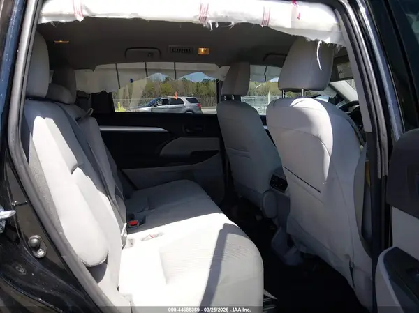 5TDZZRFH0JS235317 2018 TOYOTA HIGHLANDER - Image 8
