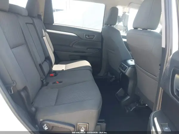 5TDZZRFH0KS290254 2019 TOYOTA HIGHLANDER - Image 8