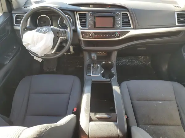 5TDZZRFH0KS303200 2019 TOYOTA HIGHLANDER - Image 8