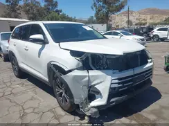 5TDZZRFH0KS322037 2019 TOYOTA HIGHLANDER