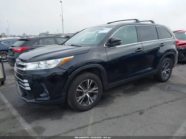 5TDZZRFH0KS342014 2019 TOYOTA HIGHLANDER - Image 2