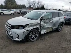 5TDZZRFH0KS351764 2019 TOYOTA HIGHLANDER