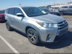 5TDZZRFH0KS359802 2019 TOYOTA HIGHLANDER