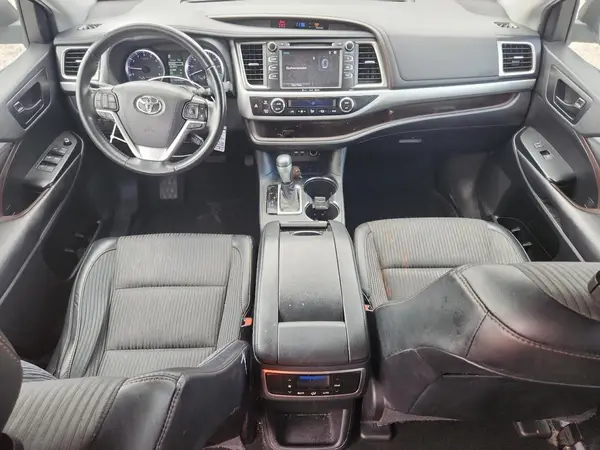 5TDZZRFH0KS361078 2019 TOYOTA HIGHLANDER - Image 8