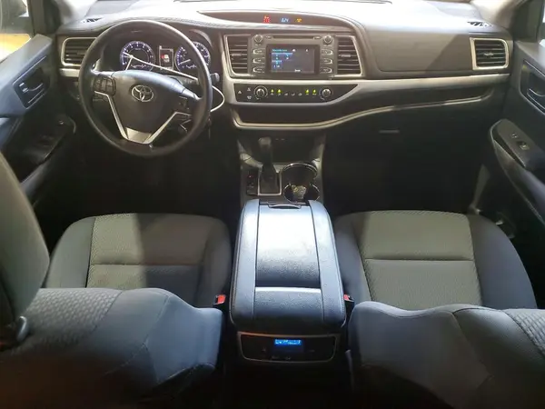 5TDZZRFH0KS365633 2019 TOYOTA HIGHLANDER - Image 8