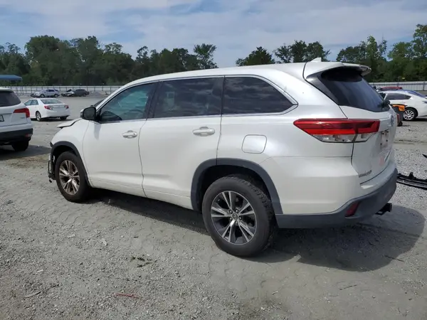 5TDZZRFH1HS204474 2017 TOYOTA HIGHLANDER - Image 2