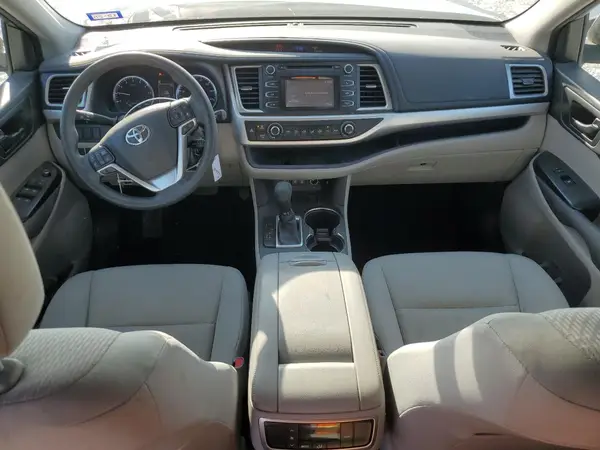 5TDZZRFH1HS227043 2017 TOYOTA HIGHLANDER - Image 8
