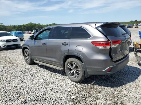 5TDZZRFH1HS228225 2017 TOYOTA HIGHLANDER - Image 2
