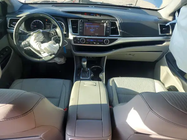 5TDZZRFH1HS230993 2017 TOYOTA HIGHLANDER - Image 8