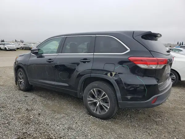 5TDZZRFH1JS239814 2018 TOYOTA HIGHLANDER - Image 2