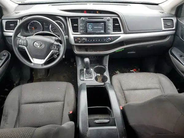 5TDZZRFH1JS239814 2018 TOYOTA HIGHLANDER - Image 8