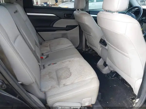 5TDZZRFH1JS240137 2018 TOYOTA HIGHLANDER - Image 8