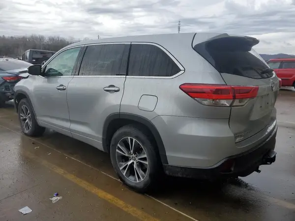 5TDZZRFH1JS244298 2018 TOYOTA HIGHLANDER - Image 2