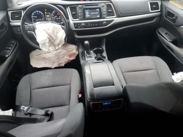 5TDZZRFH1JS244298 2018 TOYOTA HIGHLANDER - Image 8