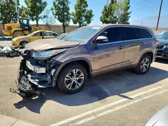 5TDZZRFH1JS244527 2018 TOYOTA HIGHLANDER