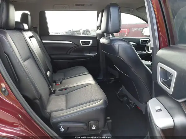 5TDZZRFH1JS253793 2018 TOYOTA HIGHLANDER - Image 8