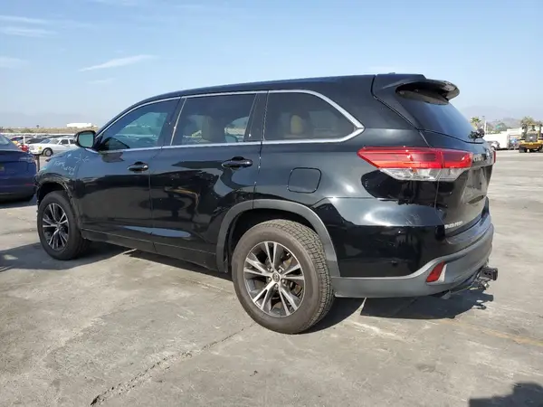 5TDZZRFH1JS269007 2018 TOYOTA HIGHLANDER - Image 2