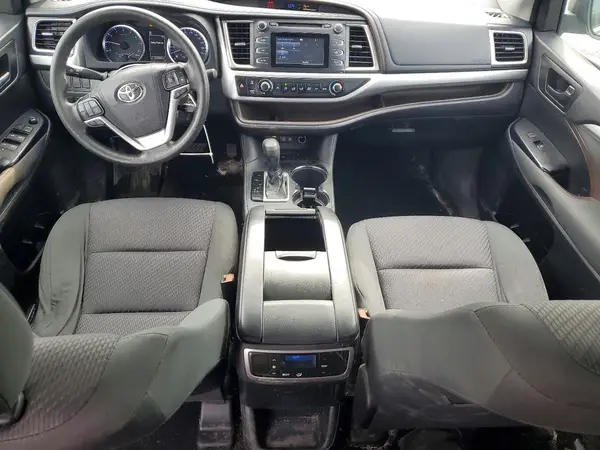 5TDZZRFH1JS276751 2018 TOYOTA HIGHLANDER - Image 8