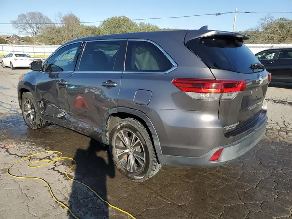 5TDZZRFH1JS277883 2018 TOYOTA HIGHLANDER - Image 2