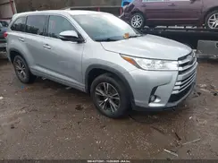 5TDZZRFH1JS285952 2018 TOYOTA HIGHLANDER