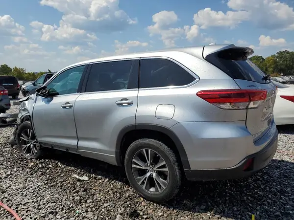 5TDZZRFH1JS286020 2018 TOYOTA HIGHLANDER - Image 2