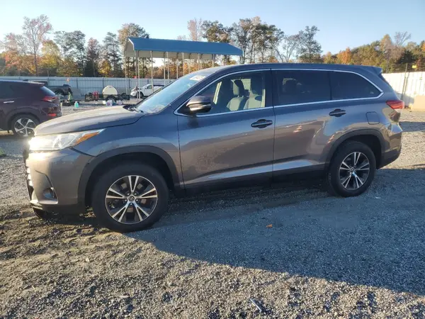 5TDZZRFH1KS291770 2019 TOYOTA HIGHLANDER - Image 1