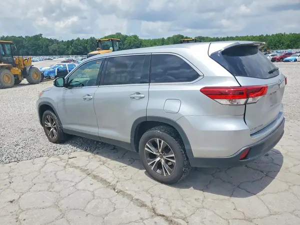 5TDZZRFH1KS292790 2019 TOYOTA HIGHLANDER - Image 2