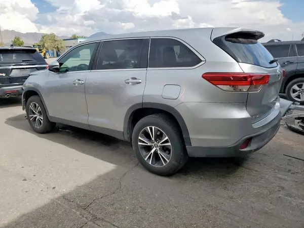 5TDZZRFH1KS299268 2019 TOYOTA HIGHLANDER - Image 2