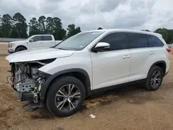 5TDZZRFH1KS300810 2019 TOYOTA HIGHLANDER