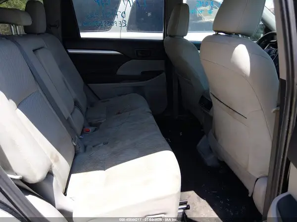 5TDZZRFH1KS309605 2019 TOYOTA HIGHLANDER - Image 8