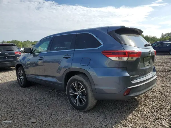 5TDZZRFH1KS312746 2019 TOYOTA HIGHLANDER - Image 2