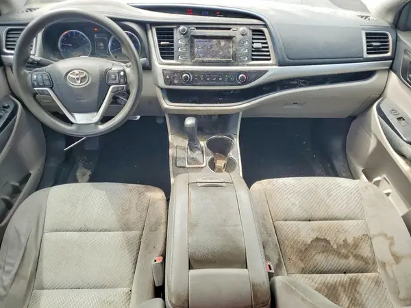 5TDZZRFH1KS329496 2019 TOYOTA HIGHLANDER - Image 8