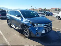 5TDZZRFH1KS333712 2019 TOYOTA HIGHLANDER