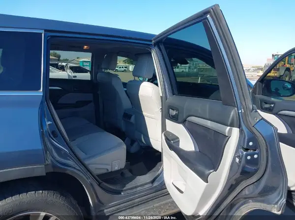 5TDZZRFH1KS333712 2019 TOYOTA HIGHLANDER - Image 8
