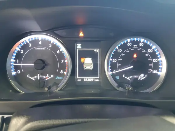 5TDZZRFH1KS338957 2019 TOYOTA HIGHLANDER - Image 8