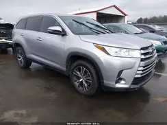 5TDZZRFH1KS360957 2019 TOYOTA HIGHLANDER