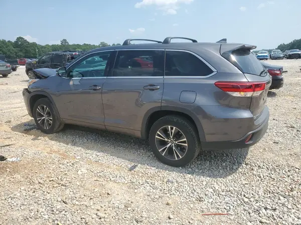 5TDZZRFH2HS190987 2017 TOYOTA HIGHLANDER - Image 2