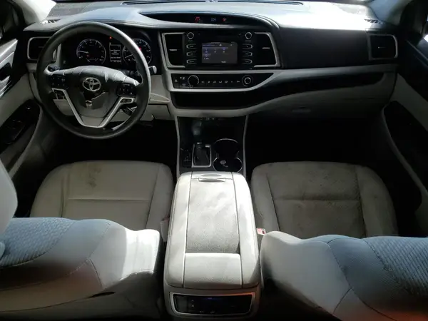 5TDZZRFH2HS203155 2017 TOYOTA HIGHLANDER - Image 8