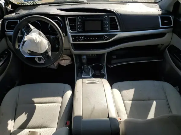 5TDZZRFH2HS205200 2017 TOYOTA HIGHLANDER - Image 8