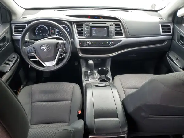 5TDZZRFH2JS242897 2018 TOYOTA HIGHLANDER - Image 8