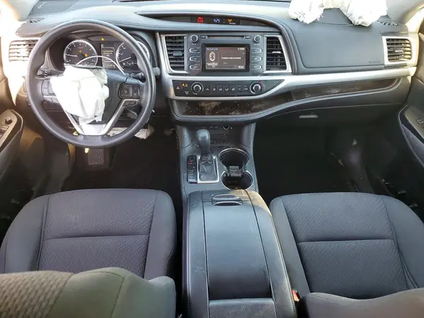 5TDZZRFH2JS244701 2018 TOYOTA HIGHLANDER - Image 8